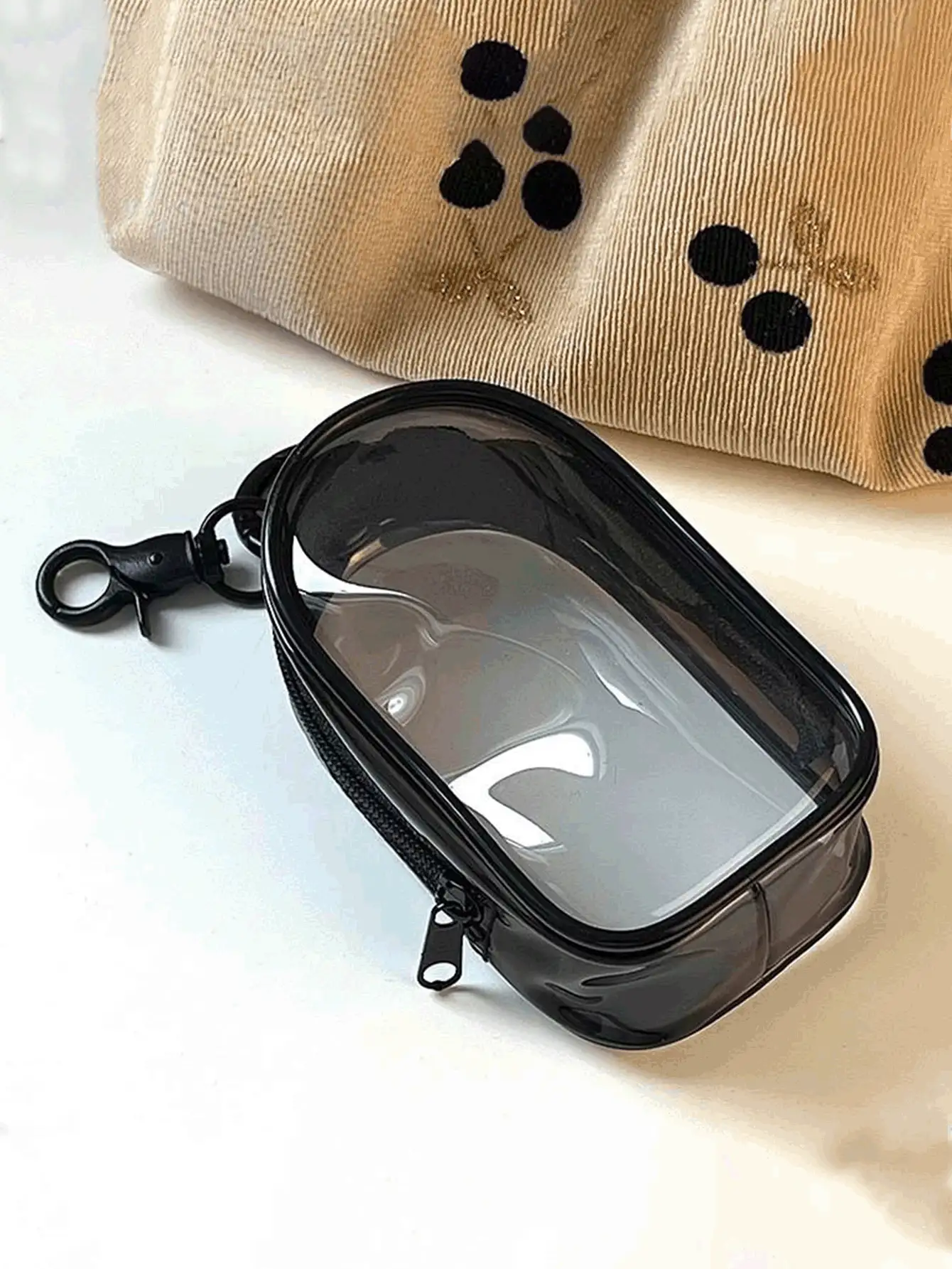 Bolsa de almacenamiento portátil transparente con cremallera, accesorio de bolsa, estuche organizador multifuncional compacto, caja de almacenamiento para auriculares y cargador con llavero - 3 piezas negras - Ver 3