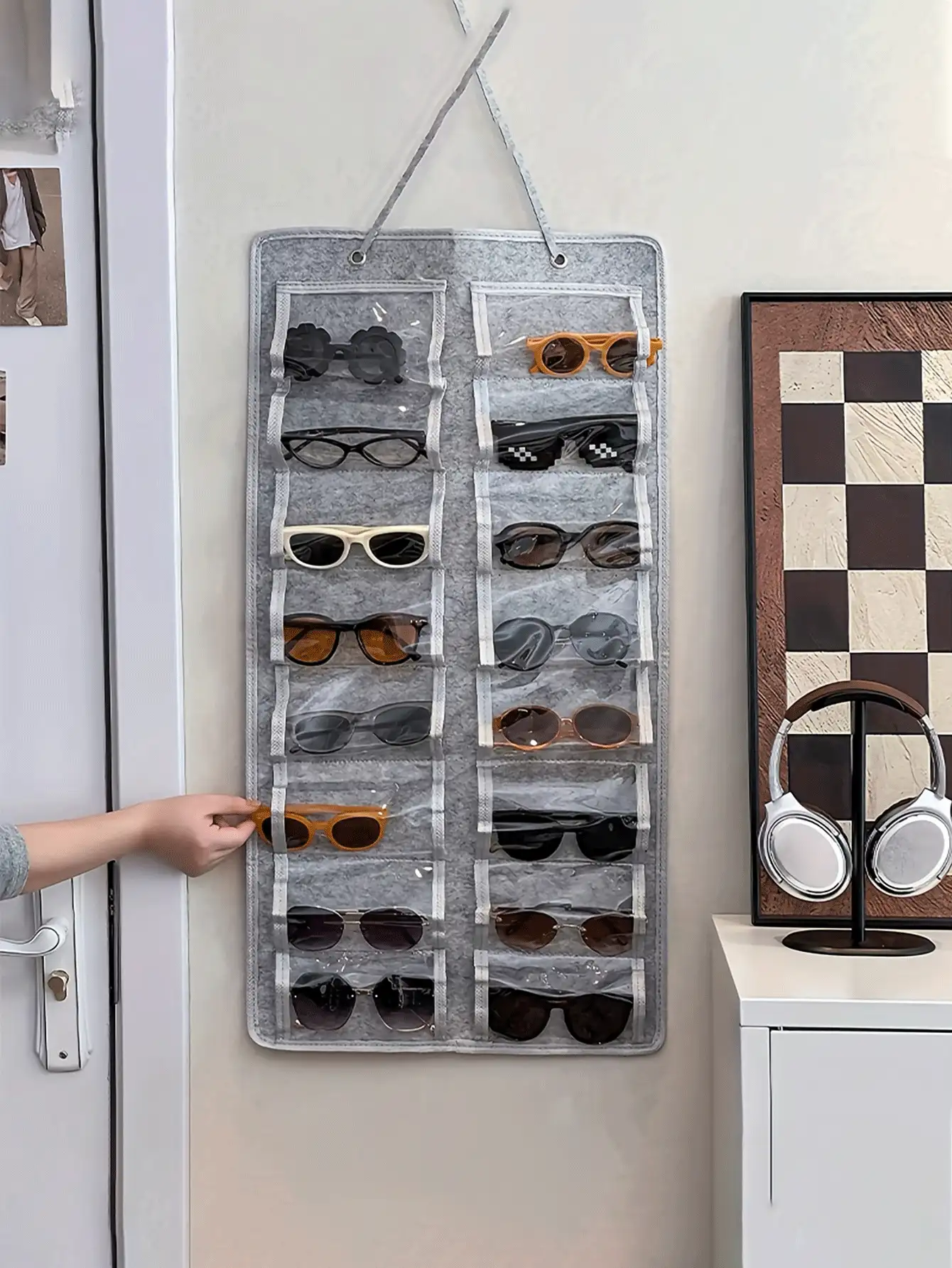 16-Piece Pocketed Felt Glasses Hanging Bag Wall-Mounted Glasses Organiser, Dust-Proof Eyewear Storage Bag Eyeglass Storage Box Multi-Function Hanging Rack Multi-Functional Hanging Jewellery Storage Pouch For Multipurpose Use In Closet/Bedroom - Multicolor - View 3