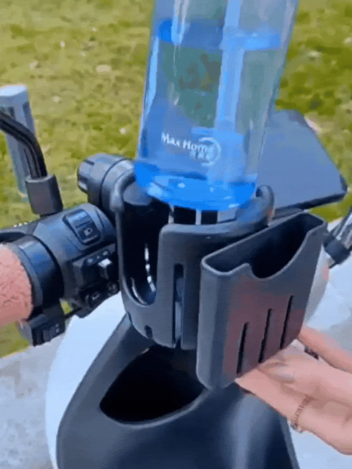 360° Rotatable 2-In-1 Cup Holder And Phone Holder Motorcycle Water Bottle Holder Universal Bicycle Storage Rack Suitable For Wheelchairs, Bicycles, Electric Wheelchairs, Essential Accessories, Bicycle Gear, Cycling Gear - Multicolor - View 3