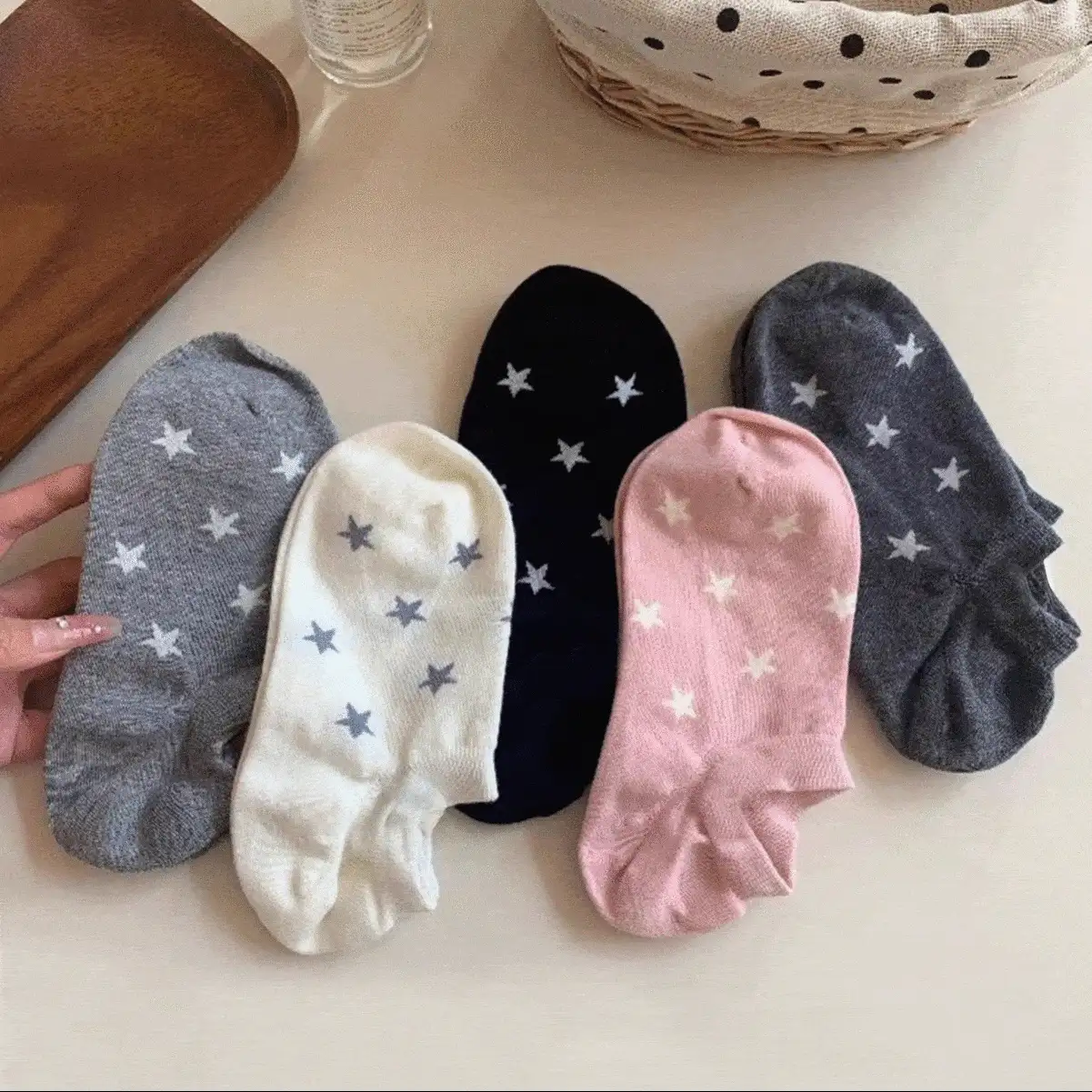 3/5 đôi tất cổ ngắn nữ họa tiết sao dễ thương màu trơn, phù hợp mặc hàng ngày, mọi mùa, giao ngẫu nhiên - Nhiều màu - Xem 2