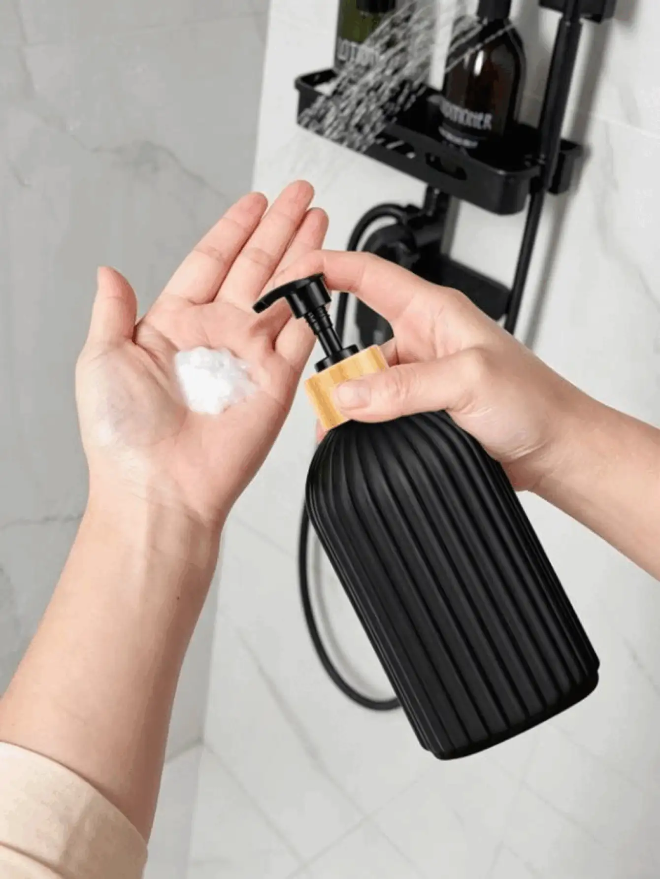 3 piezas/1 set Accesorios de baño Set de dispensador de loción/jabón con bomba manual recargable en negro mate Soporte para cepillo de dientes Caja de almacenamiento para cepillo de dientes y pasta de dientes Adecuado para baño oficina cocina fregadero viaje temporada de vuelta al colegio - Multicolor - Ver 3