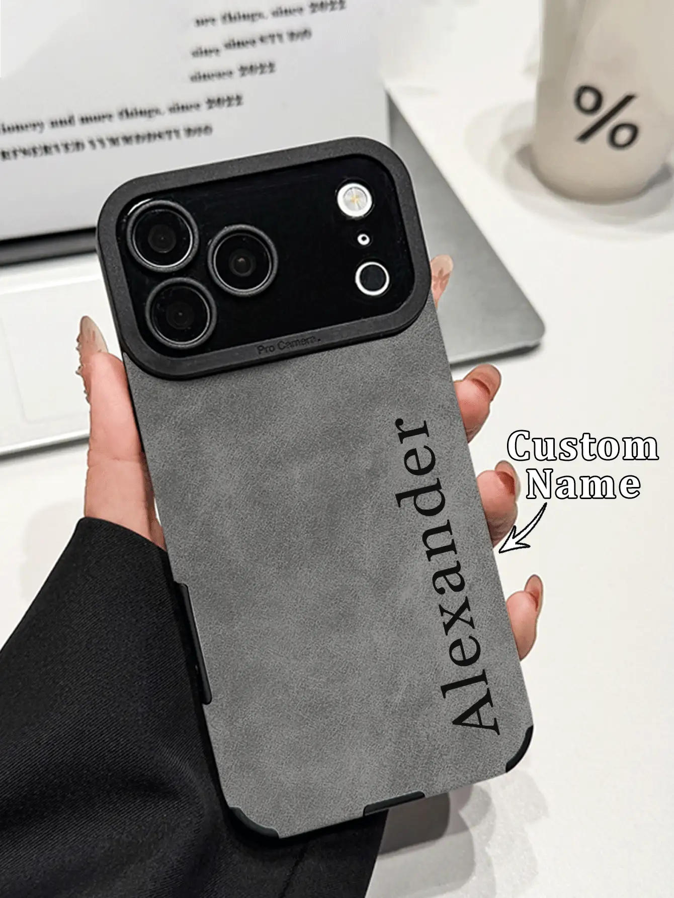 1件可客製化DIY姓名黑色手機殼,適用於Apple 18ProMax/17ProMax/16Pro/15/14Plus/13 Pro/12ProMax/11/XsMax,軟PU皮革材質,防震防刮防指紋,軟TPU全包覆殼,個性化手機殼禮物,適合伴侶、家人、好友,生日或週年紀念禮物 - 黑色 - 查看 2
