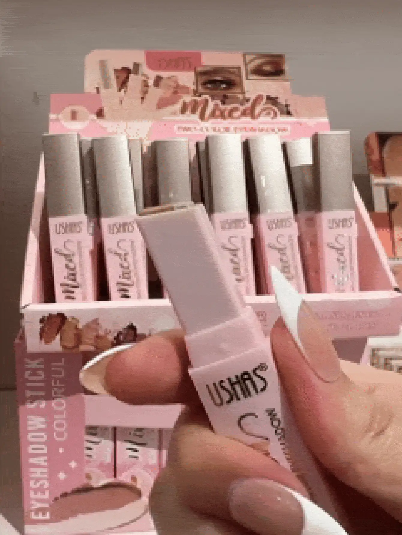 USHAS Dual-Color Shiny Eyeshadow Cream, Formula Halus, Riasan Mata Kilau Mutiara Metalik yang Lembut, Tahan Lama, Mudah Dibaurkan, Tidak Menggumpal, Mudah Diaplikasikan, Riasan Mata Kilau yang Dapat Dilapisi, Cocok untuk Tampilan Sehari-hari dan Pesta - #06 Cokelat Kopi Matte - View 2