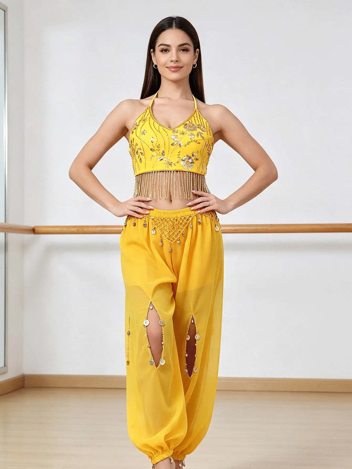 Atasan Crop Top Halter Berhiaskan Manik-Manik Tebal dengan Rumbai, Pinggang Elastis, Liontin Koin Berongga, Belahan, dan Celana Dansa Longgar dengan Manset (Tersedia Berbagai Warna) - MultiWarna - View 2