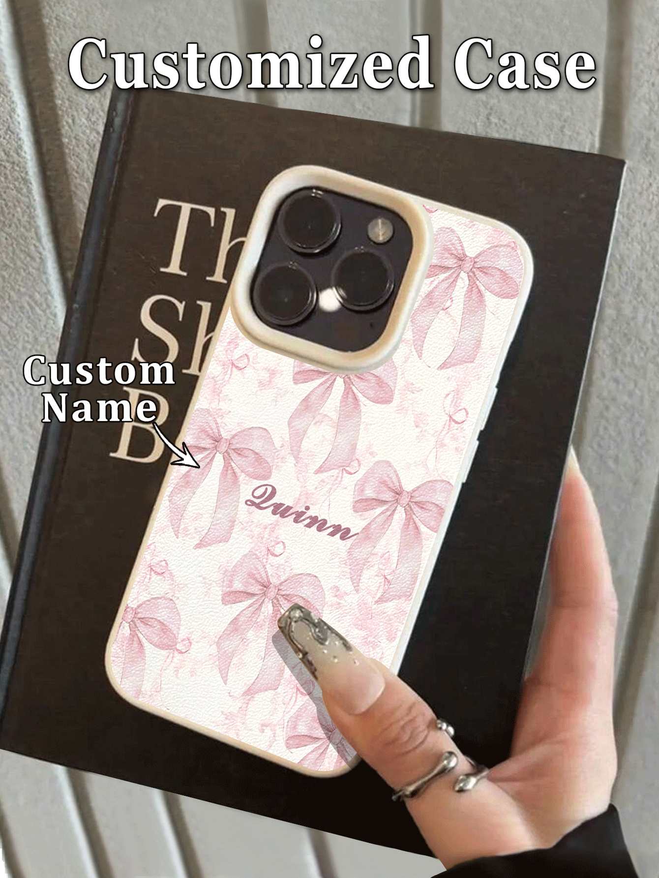 1pc Customized Name Soft Pink Bow & Floral Pattern Ultra-Thin Faux Lychee Texture TPU Shockproof Phone Case Compatible With Apple 17ProMax/16ProMax/15Pro/14 Plus/13 Pro/12 Pro Max/11/XsMax/8/7 Full Coverage Soft Shell, Elegant Luxury, Full Lens Protection Cover - White - View 2