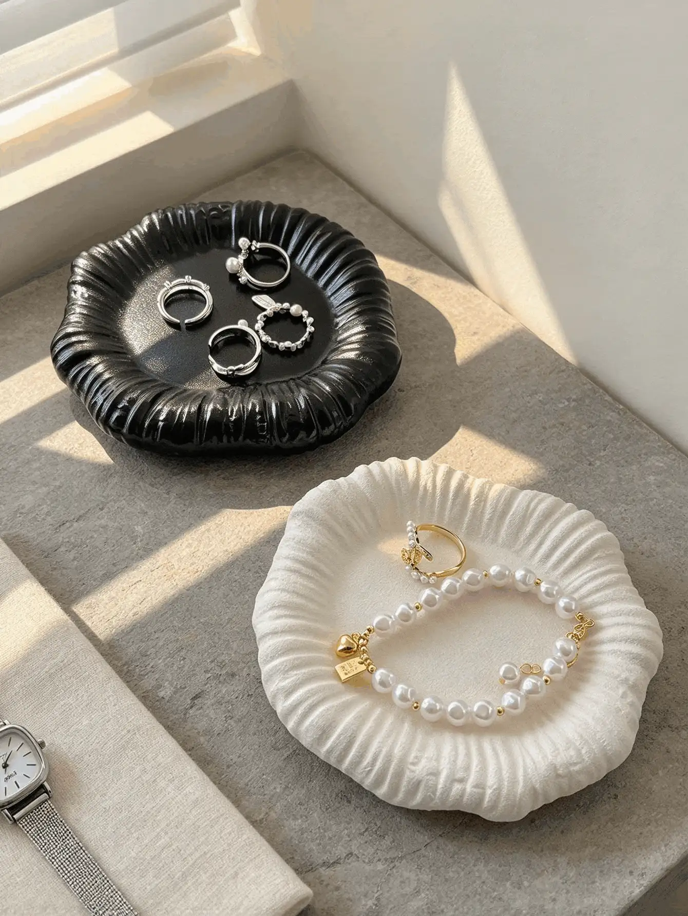 1 khay oval sóng không đều phong cách tối giản thẩm mỹ, khay đựng đa năng cho nhẫn, bông tai, dây chuyền, mỹ phẩm, chìa khóa, đĩa đựng trang sức, khay trưng bày trang trí, phù hợp cho bàn trang điểm, mặt bàn phòng ngủ, phòng tắm, trang trí mặt bàn trong nhà, trang trí phòng Giáng Sinh - Nhiều màu - Xem 3