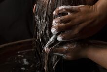 Aesop Dầu gội 16,9oz/500ml - Nhiều màu - Xem 4