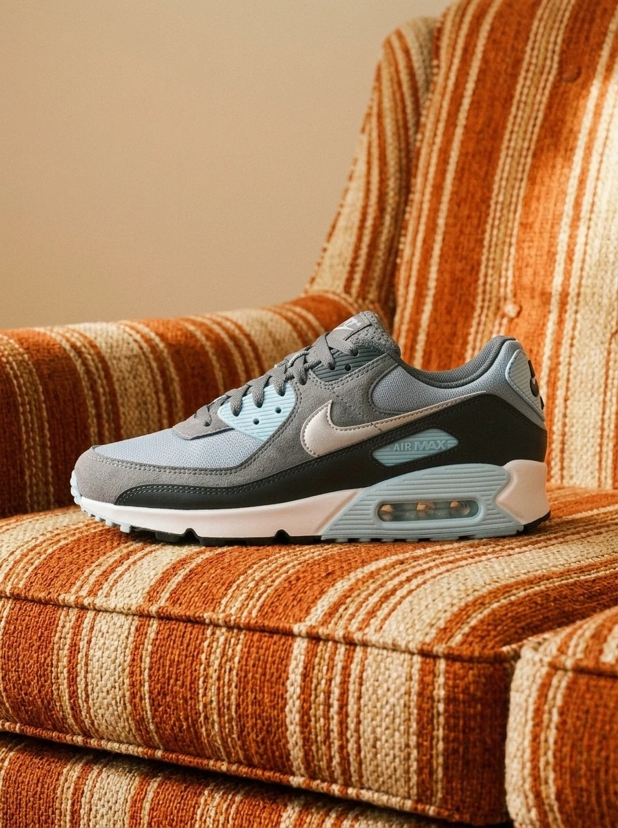 Nike Giày thể thao nam Air Max 90 thoáng khí, đệm nhẹ, đa năng, đi làm hàng ngày, màu xám DM0029-009 - đá bọt/xám - Xem 1