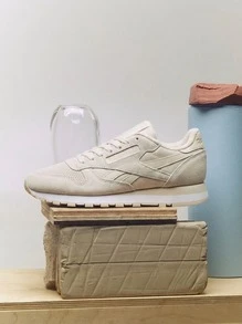 Reebok 经典皮革系列男女通用运动鞋 透气百搭 日常上学运动 轻便易洗 白色 100209483 - 米白色 - 查看 1