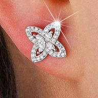 S925 Sterling Silver Clover Rhinestone Hollow Earrings Luxurious And Versatile Elegant Craftsmanship Silver Jewelry Gift For Anniversary Suitable For Parties Daily Wear Women s Premium Accessory Random Box Style p 66670934