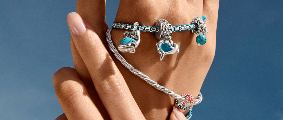1 Pc Turquoise Colored Fishbone Dangle Charm Silver Plated Bracelet Necklace DIY Jewelry Birthday Gift Anniversary Gift p 100422112