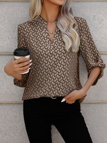 EMERY ROSE Allover Print Roll Tab Sleeve Curved Hem Blouse,Three Quarter Sleeve Tops - Khaki - View 3