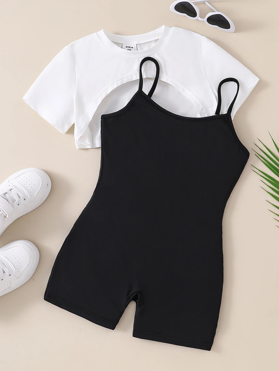 SHEIN 青少年女孩 2件組 短袖圓領白色短版T恤與黑色吊帶連身褲，休閒夏季街頭風，度假穿搭