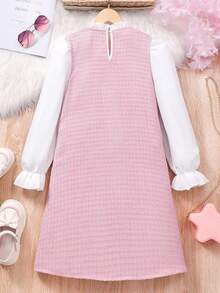 SHEIN Sparklyn Tween Girl 可爱粉色和白色拼色长袖荷叶边领口荷叶边蝴蝶结前网眼荷叶边连衣裙 - 粉色 - 查看 2