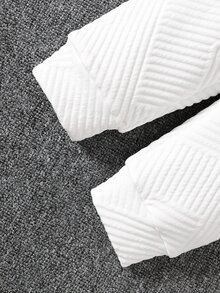 SHEIN 2pcs Baby Boy's Off-White Autumn Casual Vacation Comfortable Knitted Fabric Texture Letter Patched Long Sleeve Sweatshirt & Elastic Sweatpants Set - White - View 9