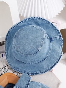 SHEIN Playful Pals 女嬰 80年代搖滾 2016美學 牛仔短袖連身褲 漁夫帽 夏季套裝 淺藍色 假期家庭拍照服飾 - 藍色 - 查看 3