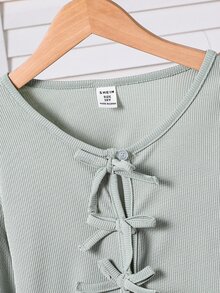 SHEIN Sparklyn 2 件套女童休闲罗纹针织开衫，蝴蝶结装饰和简约印花吊带裙，春秋 - 薄荷綠 - 查看 7
