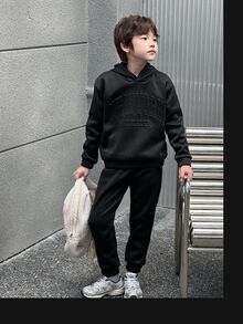 SHEIN Mirajuku 2件組青少年男孩休閒運動風保守連帽衛衣與運動長褲套裝，秋季校園大學校服運動風黑色 - 黑色 - 查看 4