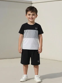 SHEIN 2pcs/Set Young Boy Winking Face Printed Black White Gray Short Sleeve T-Shirt And Shorts Set, Summer Birthday Beach - Black - View 3