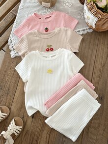 SHEIN 6件組女嬰粉色與白色夏季休閒端莊可愛家庭套裝 羅紋針織短袖上衣與短褲套裝 櫻桃草莓圖案 - 彩色 - 查看 4