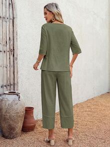 EMERY ROSE Women's Vacation Solid Color V-Neck Shirt And 3/4 Pants Set,Vacation Outfits Women - Green - View 2