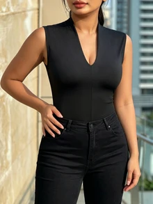 Velvienne Plus Size Women V-Neck Slim Fit Casual Versatile Tank Top - Black - View 6