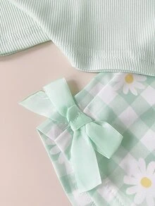 SHEIN Playful Pals 女嬰夏季綠色與白色條紋紋理無袖上衣與格紋短褲套裝，裝飾蝴蝶結，適合家庭拍照，可愛端莊 - 綠色 - 查看 7
