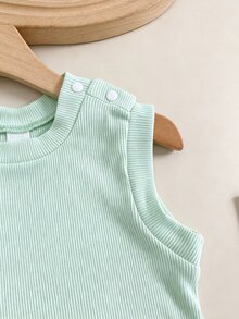 SHEIN Playful Pals 女嬰夏季綠色與白色條紋紋理無袖上衣與格紋短褲套裝，裝飾蝴蝶結，適合家庭拍照，可愛端莊 - 綠色 - 查看 5