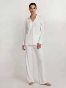 Ocili Studio 休闲纯色纽扣前开襟家居服套装 白色套装 假日舒适装束 秋冬服装 - 白色 - 查看 3