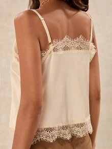 SHEIN EZwear 夏季派對之夜上衣 優雅女款襯衫 女款優雅奶油白蕾絲拼接吊帶上衣 - 米色 - 查看 3