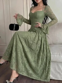 Feyla Women's Sweetheart Neck Flare Sleeve Lace Elegant Mid-Length Dress - Green - View 3
