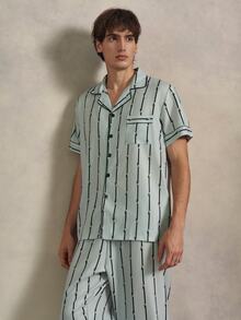 EverLounge Conjunto de Pijama Masculino 2 Peças com Calça Longa, Manga Curta, Lapela e Frente Aberta, Estampa Listrada - Cinza - Visão 3