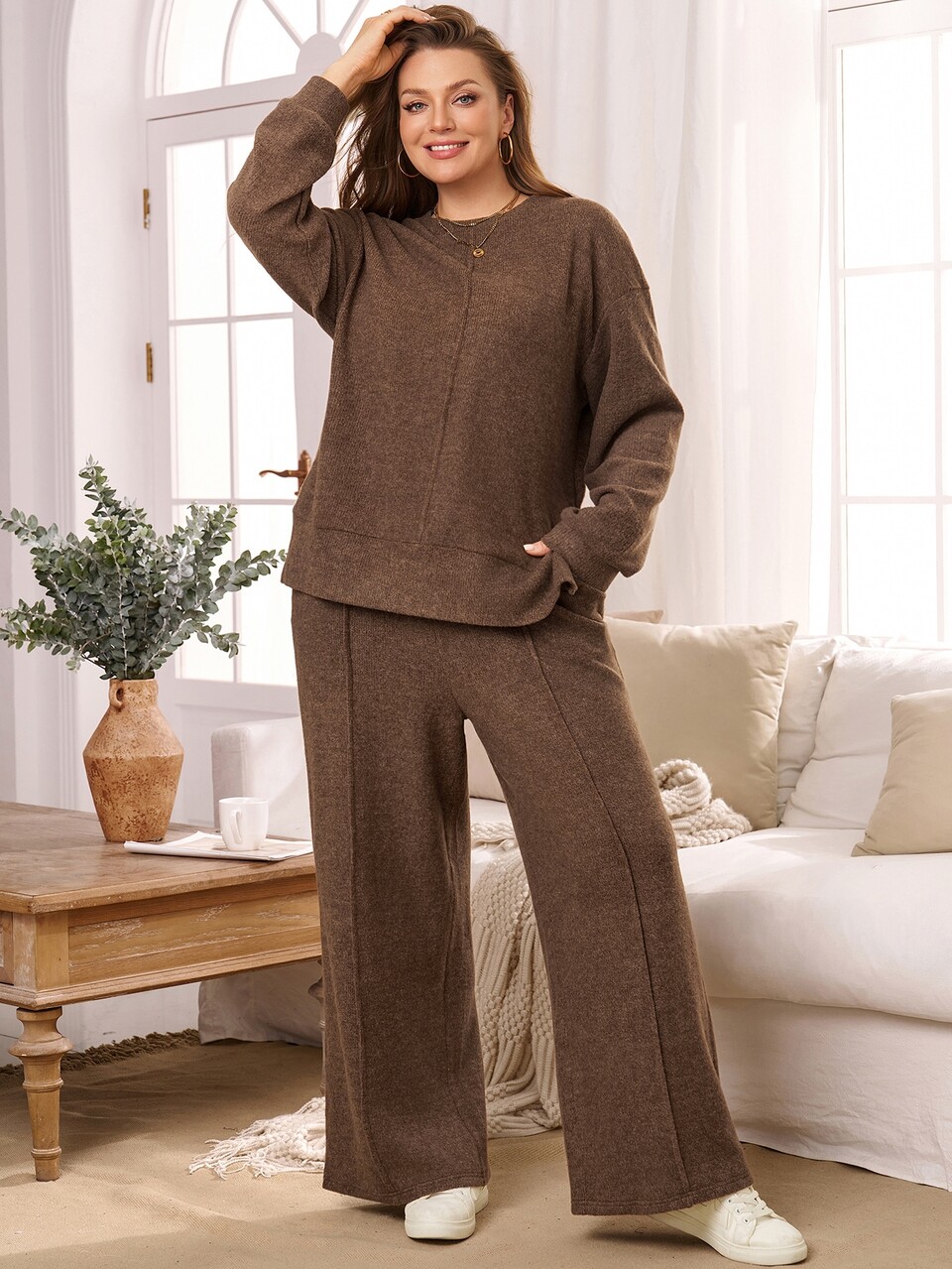 2 Pcs Set Plus Size Women's Fall/WinterCasual Co-Ords Keep Warm Solid Brown Drop Shoulder Sweatshirt And Loose Pants 2 Pieces Set With Pockets, Autumn