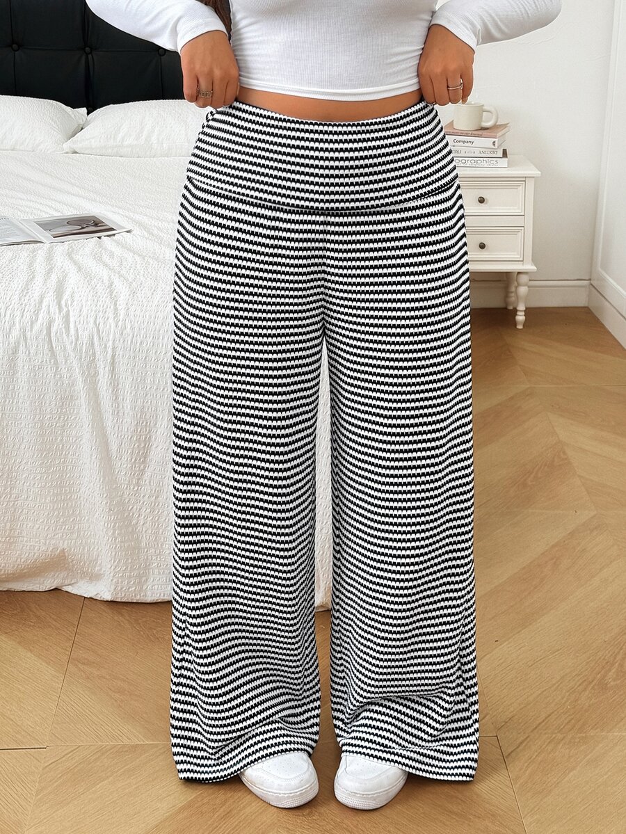 SHEIN EZwear 大尺碼女款摺腰條紋休閒運動長褲 秋季 - 黑與白 - 查看 1
