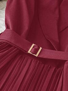 Franclia 纯色披肩领收腰百褶直腿无袖连体裤新年衣服 - 紅色 - 查看 4