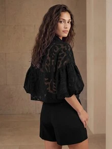 Aveloria Modichic 提花灯笼袖纽扣前襟衬衫 女式纽扣衬衫 - 黑色 - 查看 3