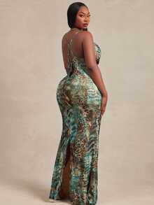 Radiana Curve Plus Size Summer Fashion Sexy Animal Print Backless Spaghetti Strap Dress - Green - View 2