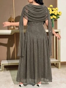 Modelyn 大尺碼女款純色百褶亮面緞帶設計優雅洋裝 - 灰色 - 查看 3