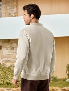 Mercer Haus MADHERO Men's Lightweight Slim Fit Softshell Windbreaker Jacket, Autumn - Light Grey - View 2
