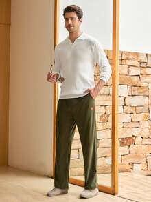 Mercer Haus Sweater Rajut Kerah Vertikal Bergaris Polos untuk Pria, Atasan Lengan Panjang Sederhana dan Serbaguna - Putih - View 3