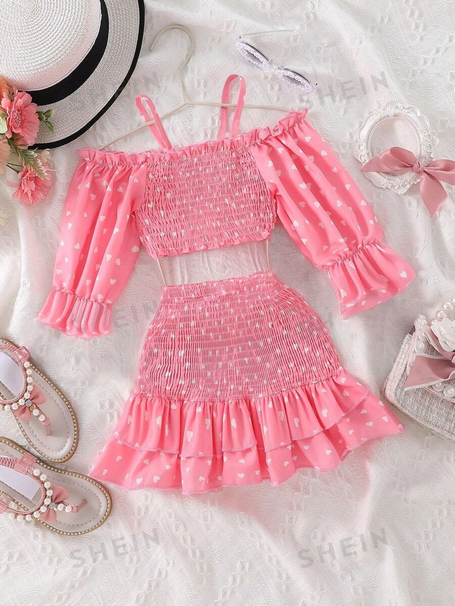 SHEIN Atasan model bahu terbuka berkerut motif hati dan rok berpotongan berlapis untuk anak perempuan, cocok untuk musim gugur.