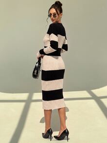 SHEIN Cottnline 無腰帶兩色落肩毛衣洋裝 - 彩色 - 查看 2