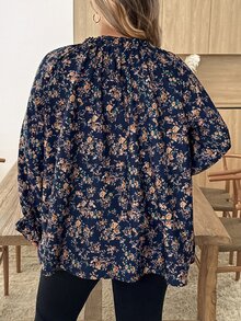 SHEIN CURVE+ Blus Lengan Panjang Berkerah Ruffle Motif Bunga Kecil Elegan untuk Wanita Ukuran Plus, Musim Gugur - MultiWarna - View 2