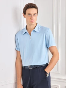 Officeau 男士素色半開襟休閒百搭通勤短袖 Polo 衫 - 淺藍色 - 查看 6