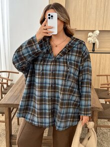 SHEIN CURVE+ 大尺碼女款休閒 1920 年代復古 80 年代 90 年代連帽寬鬆格紋襯衫，秋季感恩節海灘度假正式教師風藍白配色 - 彩色 - 查看 7