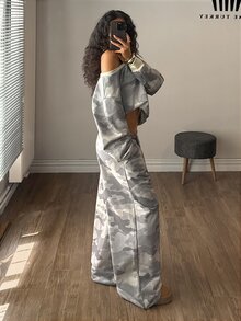 Muchica 女款迷彩印花不對稱領衛衣與抽繩腰工裝褲套裝 居家休閒 灰色迷彩 秋季休閒 - 彩色 - 查看 2
