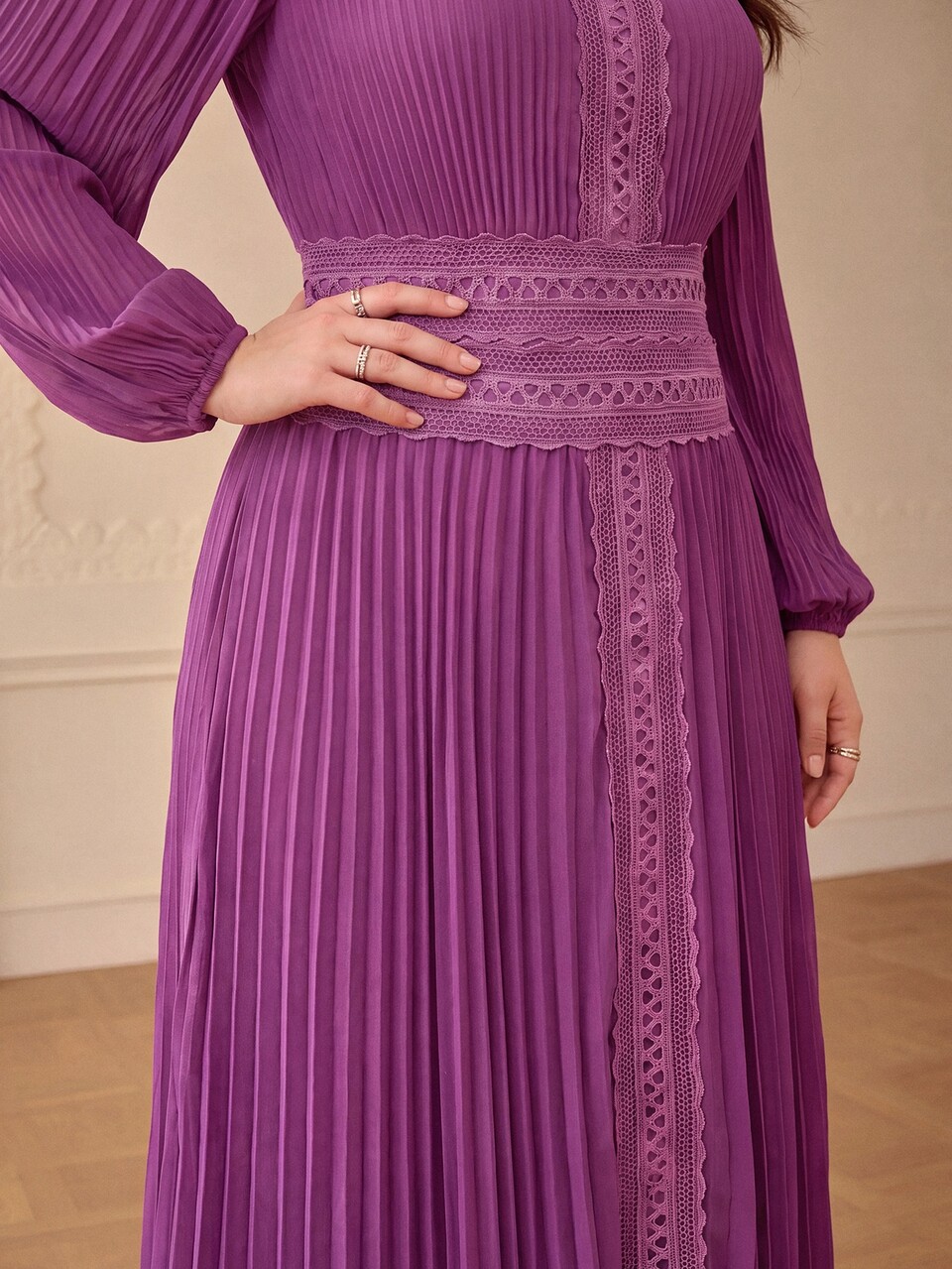 ZEYLAH Plus Size Elegant Romantic Pleated Lace Trim Patchwork Dress Spring Summer Fall