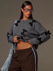 Flirla 女士休闲撞色蝴蝶结装饰针织衫，秋冬季长袖上衣 - 灰色 - 查看 5