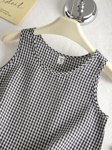 SHEIN Tween Girls 2pcs/Set Round Neck Spring/Summer New Minimalist Cute Basic Black And White Plaid Pullover Tank Top Long Pants, Vacation Casual City Break - Black and White - View 3
