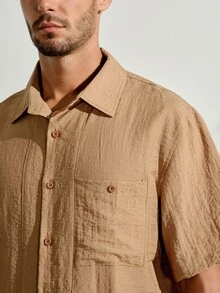 VeloEdit Drapey Wrinkle-Resistant Solid Color Short Sleeve Shirt Men's Vintage Slouchy Lapel Collar Casual Versatile Top - Khaki - View 7